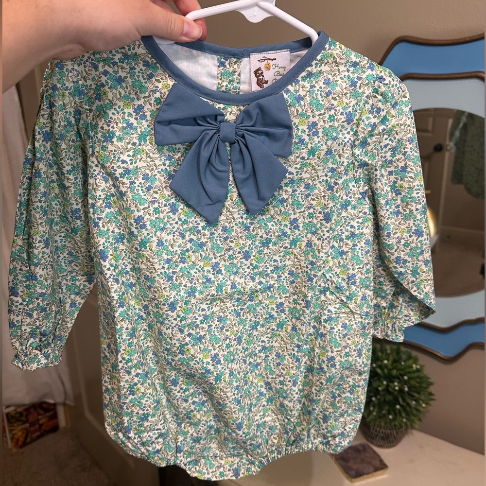 Honey Bear Boutique 2T girl floral bubble NWOT